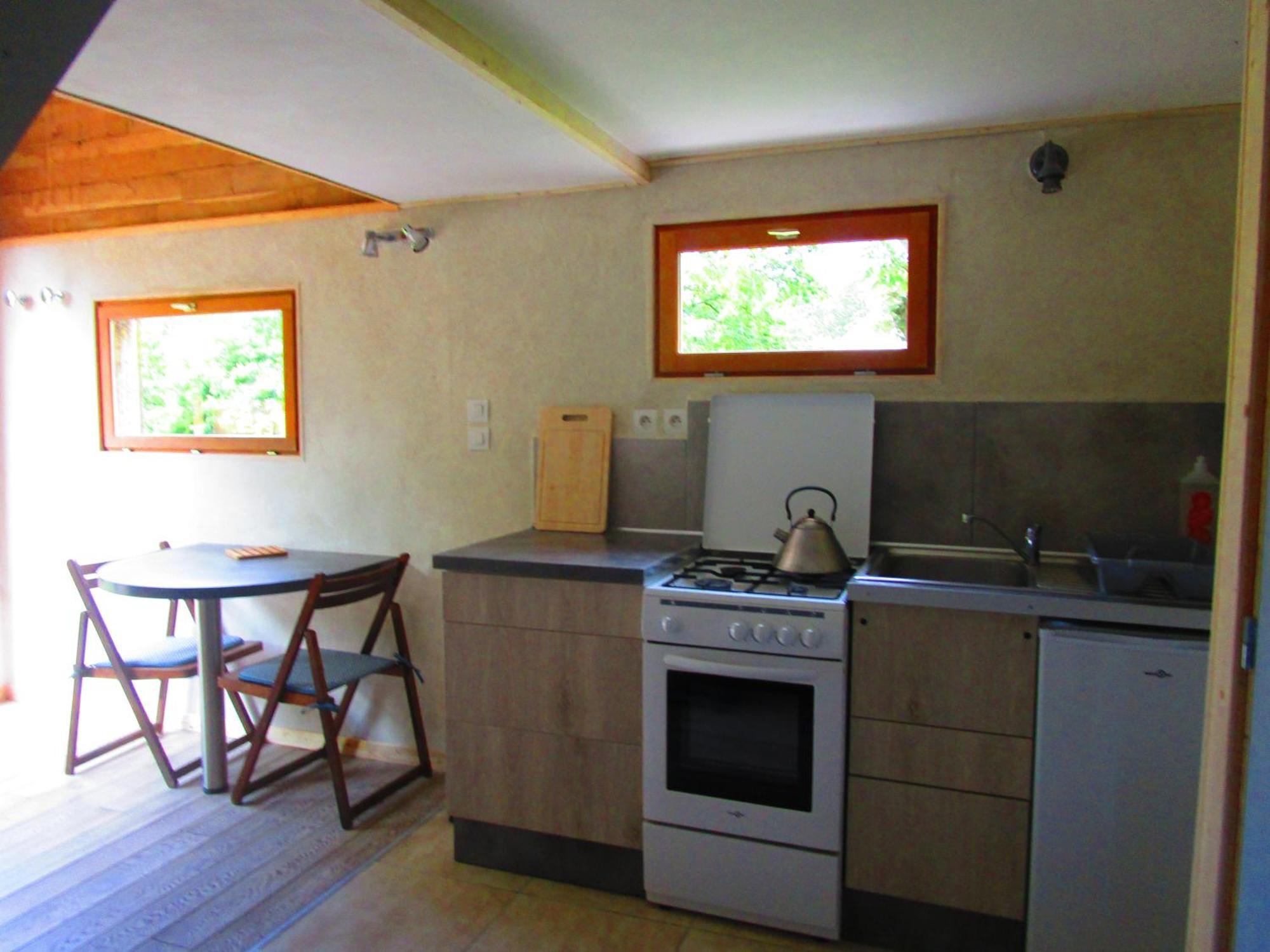 Eco Maisonnette Sulniac Exteriör bild